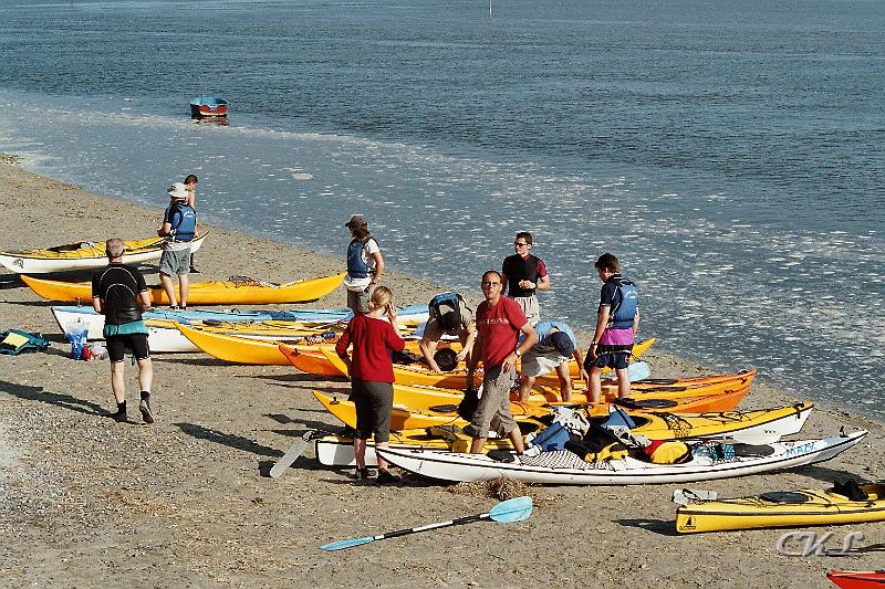 imm021_22A.jpg - Le retour sur la plage devant le club de St Valéry.
